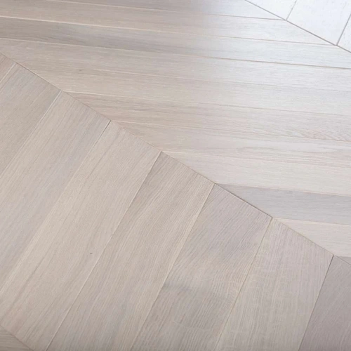 ДУБ СЕЛЕКТ ЧЕГЕТ БЕЛЫЙ ИНЖЕНЕРНАЯ ДОСКА LAB ARTE ФРАНЦУЗСКАЯ ЁЛКА CHEVRON для пола